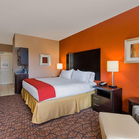 Holiday Inn Express And Suites Alpine By Ihg Exterior foto