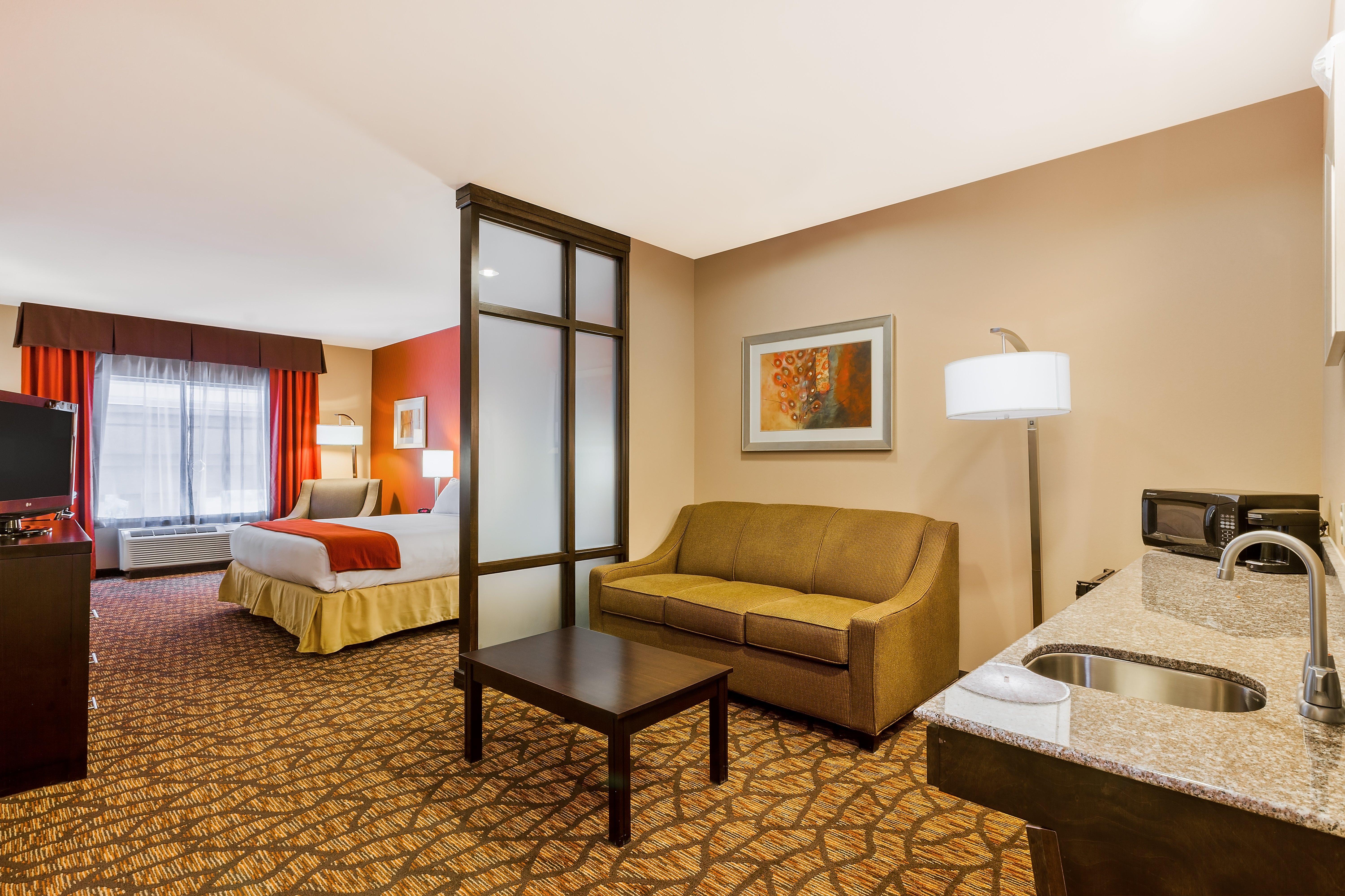 Holiday Inn Express And Suites Alpine By Ihg Exterior foto